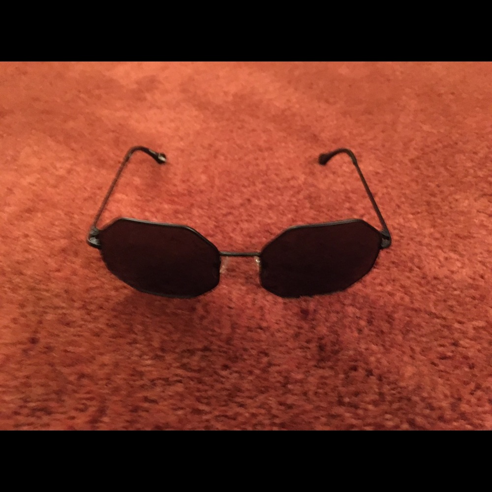 Sun Glasses - image 1